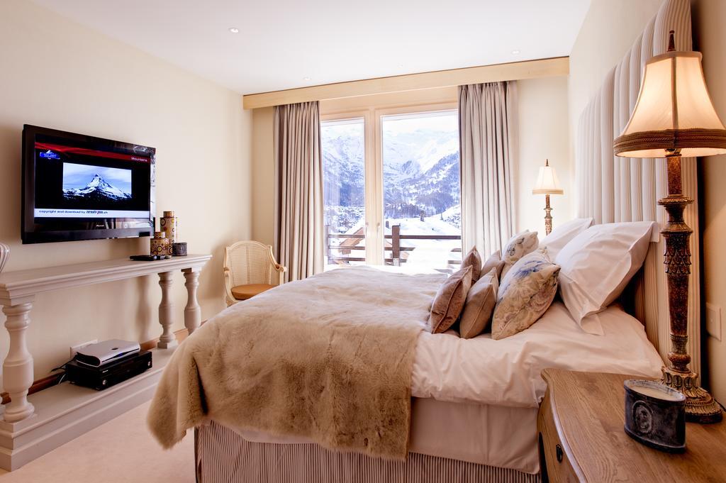Chalet Grace Zermatt Room photo